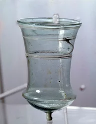 Merovingisk kunst: glas. Gallien, 6. århundrede. Det Nationale Arkæologiske Museum i Saint-Germain-en-Laye
