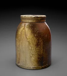 Krukke, c. 1881-1892 (slipglaseret stentøj)