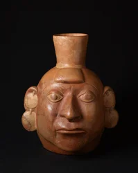 Portrætkar, tidlig mellemperiode, ca. 200-700 (keramik)