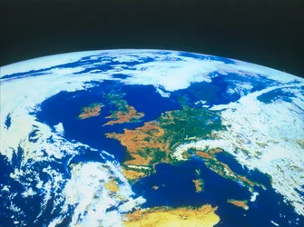 Jorden fra rummet - Europa set fra en satellit, c1980