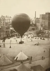 Neptunen, Place Saint-Pierre i Montmartre, 23. september 1870