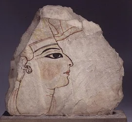 Ostracon med profilen af en konge (kalksten)