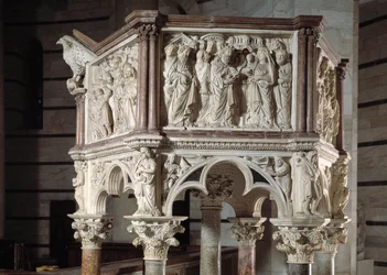 Prædikestol af Nicola Pisano (1215/20-1278/84), prædikestol i marmor, 1260, San Giovanni-dåbskapellet i Pisa, Italien