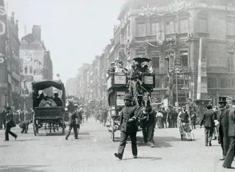 Ludgate Circus, London, forberedte til Dronning Victorias diamantjubilæum, 1897