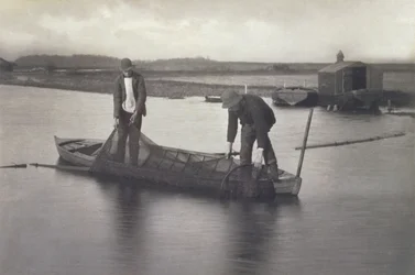 At tage ålenettet op, c.1886