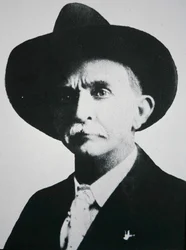 Kaptajn William Jesse McDonald (1852-1918) (s/h-foto)