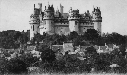Postkort af slottet Pierrefonds, ca. 1900