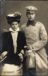 Prinsesse Cecilie med prins William, frakke og hat