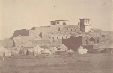 [Et persisk citadel i omegnen af Sultaniye], 1840