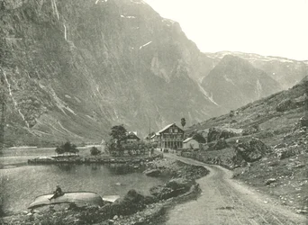 Telefonstation og hoteller, Gudvangen, Norge, 1895.
