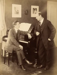 Alexander Zemlinsky og Arnold Schönberg i Prag, 1917.