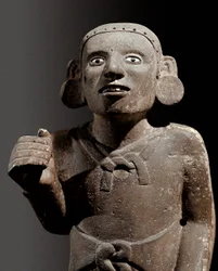 Præcolumbiansk civilisation: skulptur af en aztekisk præst