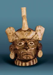 Præcolumbiansk civilisation: keramisk vase med portræt, fra Peru