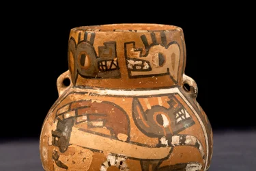 Vase / Huari- eller Wari-kultur (terrakotta)