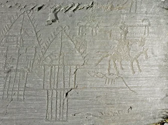 Forhistorie, Camunni-civilisationen, klippekunst: gravklippe med scener fra dagliglivet i en landsby, hytte på pæle, søboliger, hunde, fugle, hjorte og en mand til hest. Perioden mellem bondestenalderen og bronzealderen. Klippe nr. 35, Capo di Ponte