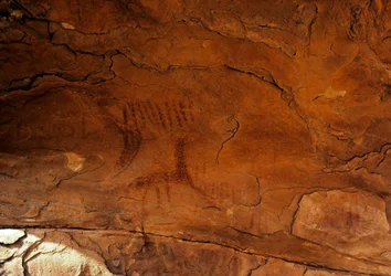 Forhistorie: vægmaleri. Stenalder 5000-2000 f.Kr. Taghit, Hoggar Highland (Ahaggar), Algeriet