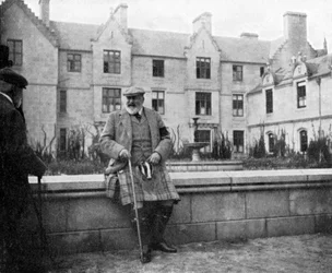 Kong Edward VII 1841-1910 i Balmoral, Skotland, 1908.