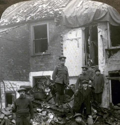 Ødelæggelse udført af tyske Zeppelin-bomber, Første Verdenskrig, 1914-1918.