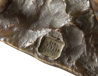 Detalje af en fransk bulldog, lille model