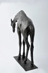 Stor giraf med sænket hoved, modelleret 1909-10, støbt før 1913 (bronze) (se også 3084917-43)