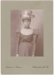 Portræt af en kvinde, ca. 1910 (foto)