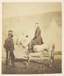 Sir Jas. York Scarlett (1799-1880), general, førte an i den tunge brigade, Balaclava (venstre); Edward Wm. Lowe (1820-1880), general (højre); Taget på Krim.