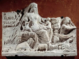 Allegorisk relief personificering af Moder Jord. Skulptur fundet i Kartago, begyndelsen af det 2. århundrede. Paris, Musée du Louvre