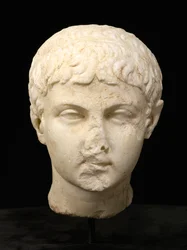Lucius Cæsar, slutningen af det 1. århundrede (marmor)