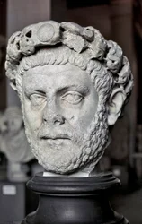 Romersk kunst: Buste af Diocletian (Gaius Aurelius Valerius Diocletianus, 245-316), romersk kejser fra 284 til 305. Marmorskulptur. Istanbul, Arkæologisk Museum.