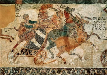 Romersk kunst: mosaik, der forestiller en mand på en stridsvogn trukket af fire heste, en quadriga, under et løb i et cirkus, ca. 4. århundrede