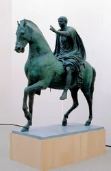 Statue fra Miseno: Kejser Nerva (bronze)