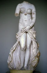 Venus Landolina eller Anadyomene. Skulptur, museet i Syrakus, Sicilien, Italien.