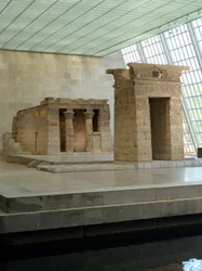 Dendur-templet, ca.10 f.Kr. (aeolisk sandsten)