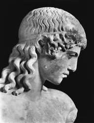 Apollo (marmor) (s/h foto) (detaljer)
