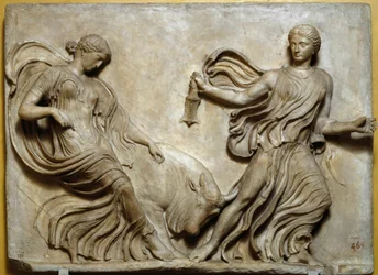 Lavt relief af brystningen af templet Nike Athena