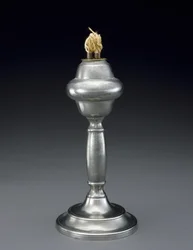 Væskelampe, ca. 1840-1860 (tin)
