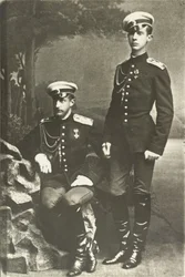 Les grands ducs Constantin Constantinovitch (1858-1915) og Dimitri Constantinovitch (1860-1919) - storhertug Constantin Constantinovich og storhertug Dimitri Constantinovich af Rusland, Anonym . Silver Gelatine Photography, ca. 1890. Russisk Statsfilm en