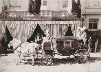 Vogn ankommer til zar Nicholas II