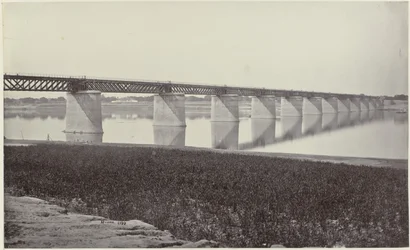 Spoorbrug over de Yamuna ved Allahabad Jernbanebroen over Jumna (original titel)