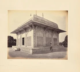 Agra; prins Etmad-Dowlahs mausoleum, marmorkuplen