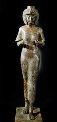 Egyptisk antikvitet: bronzestatue af dronning Karomama, kone til farao Takelot II. 21. dynasti. Paris, Louvre-museet