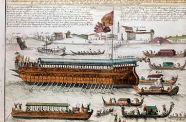 Udsigt over lagunen i Venedig og Bucentaur. (Bucentauro) På Kristi Himmelfartsdag krydsede dogen Venedig-lagunen for at nå mundingen af det åbne hav ombord på et skib kaldet Bucentaur. Gravering. Venedig, correr museum