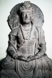 Stenskulptur, der forestiller Buddha, Gandhara-kunst, Peshawar, Pakistan,