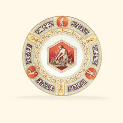 En middagstallerken i porcelæn fra Raphael Service, i midten forestiller en havfrue