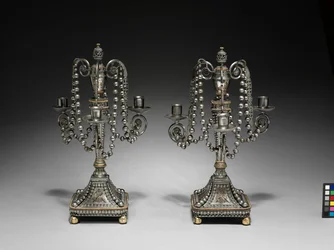 Et par kandelaber, ca. 1790-1795 (skåret og poleret stål med guld- og forsølvet dekoration)