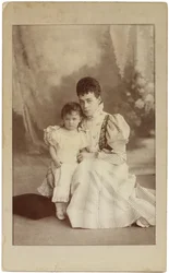 Storhertuginde Xenia Alexandrovna af Rusland med datteren Irina, ca. 1882