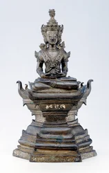 Buddha som helbreder, Lan Na-kultur (bronze)