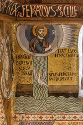 Palatinerkapellet (basilikaen), cyklus af mosaikker i Det Gamle Testamente, skabelsescyklus: "Fiat Lux Gud skaber lyset og deler vandene", XII århundrede