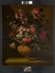 En vase med blomster, før 1710