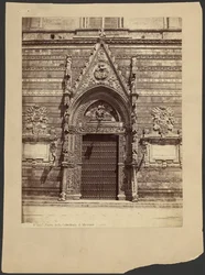 Døren til Messinas katedral